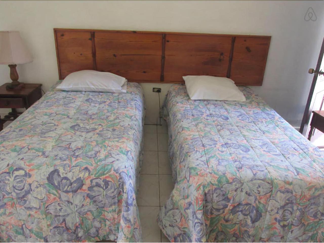 מונטגו ביי Paradise Brandon Hill Guest House מראה חיצוני תמונה